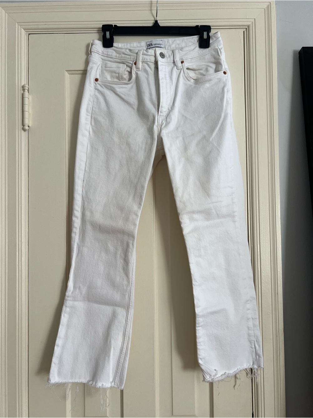 ZARA White Flare Jeans with Raw Hem